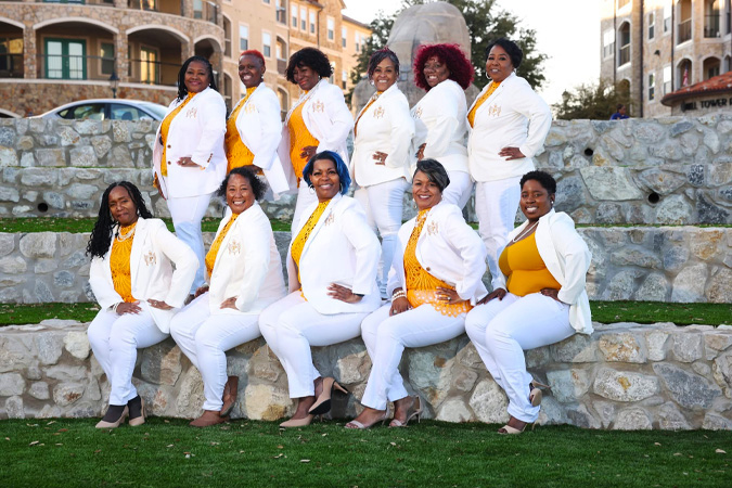 Lambda Upsilon Sigma Philos